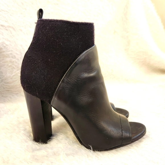 Vince Aren Open Toe Black Leather Bootie Size 7.5 - Picture 8 of 13